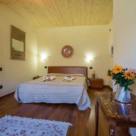 Lägenhet Sleeps 6 Pool Air Con
